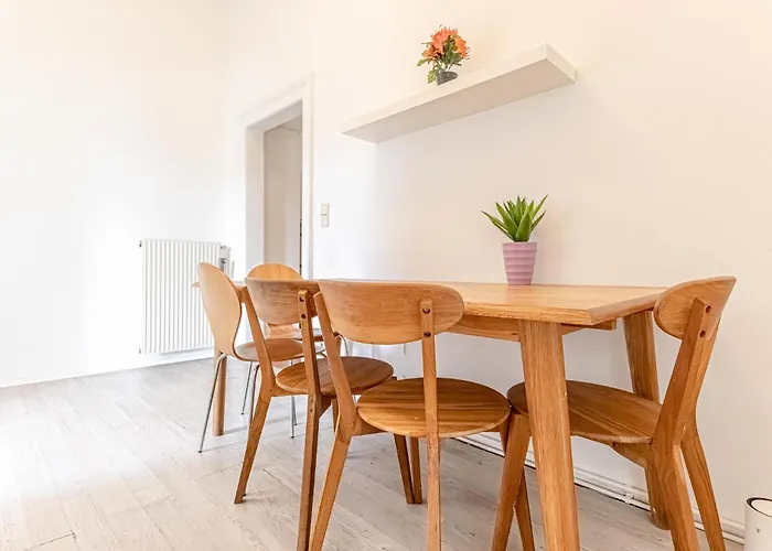Beautiful 3 Bedroom Urban Retreat In Center Βιέννη