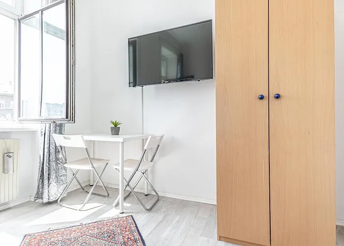 Beautiful 3 Bedroom Urban Retreat In Center * Βιέννη