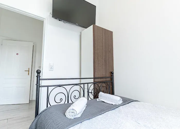 Beautiful 3 Bedroom Urban Retreat In Center Apartment Vienna
