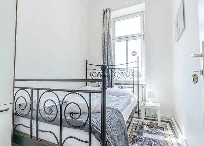 Beautiful 3 Bedroom Urban Retreat In Center Apartment Vienna