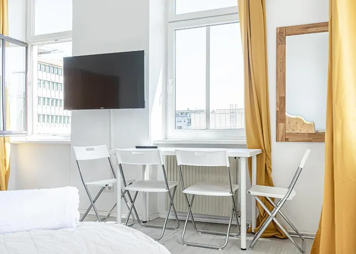 Διαμέρισμα Beautiful 3 Bedroom Urban Retreat In Center *