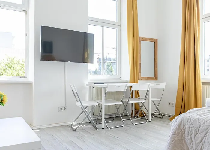Διαμέρισμα Beautiful 3 Bedroom Urban Retreat In Center